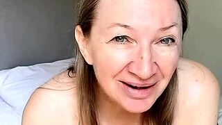 Waking up to my busty mature mommy's juicy tits and curvy body feels amazing