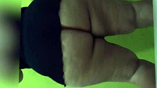 Mature Big Ass Dances Bare!