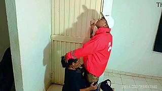 delivery guy flash my mature ass suck cock wanna be stepmom slut