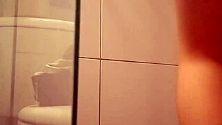 venezuelan hermanastra milet spied shaving her pussy in real hidden cam bath