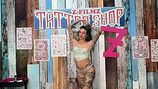 chillin' behind the scenes with this tattooed goth girl at z-filmz shop 📸✨