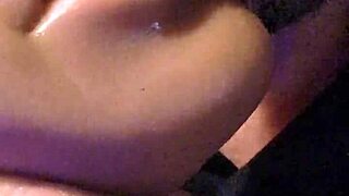 hey daddy, watch me flash my dirty ass while spitting and talking filthy