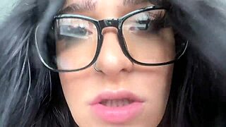 Step Sister's Best Friend Serena Stirling Craves Scott Stark's Cock in Household Fantasy