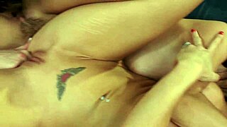 Threesome milf mom fingers anal while lesbians fuck her gaping ass in fishnets heels