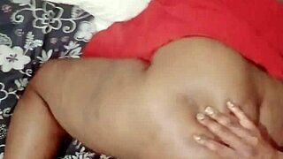 tight shaved pussy throbs with homemade amateur need