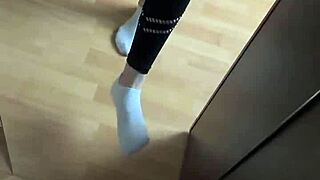 good morning... sniffing her smelly white socks fetish 😍👃