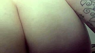 wanna see me cum hard spreading in my gaming chair