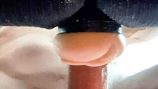 wanna see me fuck fleshlight hands-free on couch till i cum?