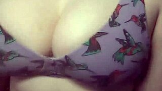 wanna see me cum hard spreading in my gaming chair