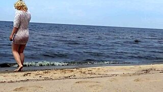 Want to see nimble mature mommy fuck young guys on beach?
