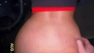 no aguanté y me follé a mi mejor amigo en el carro después de la uni 😈🚗 big ass cowgirl