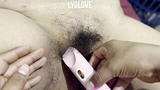 shaving my lover's pussy smooth so i can lick that wet coño deep 😋💦👅 then anal doggystyle at gym