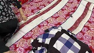 Sharing Bed with Punjabi Bhabhi Leads to Big Ass Anal Pounding!