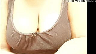 indian big boobs aunty sneaks a teasing flash of her massive natural rack