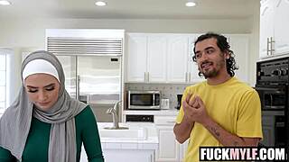 WTF, Caught Hijabi Stepmom Kitty Valance Fapping, Rico Hernandez Joins Petite Ass