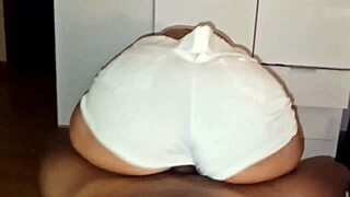 dios mio mi hermanastra española de 18 cabalga duro su culo grande con creampie