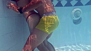 😏 Skinny 18yo horny flaca rides uncle daddy's big cock in pool! Deepthroat doggystyle underwater fun 💦🌊