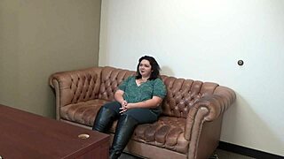omg mia marks' big tits and fat ass shine in this college casting interview 😜🍑
