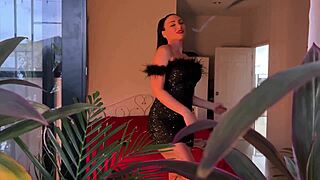 unfaithful wife sneaks staff dick suck and full position fuck mouth cum