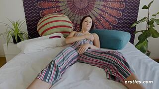 english girl charlie fingers hairy pussy squirts with new dildo closeup 😍💦