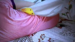 punjabi virgin aunty's tight pussy stretched by fat cock hotel