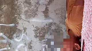 damn that fat hairy bodybuilder's huge ass and legs got me sending full sentones in this quick amateur ride