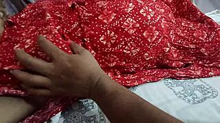 boobs pressed of desi girl in salwar showing milky white ass
