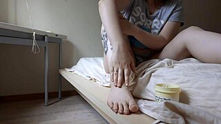 yo check this steamy barefoot foot massage closeup