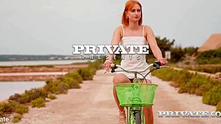 dolly dyson gives deep blowjob to her neighbor at the beach