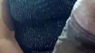 Indian step mom helps with sexy blowjob with clear hindi audio