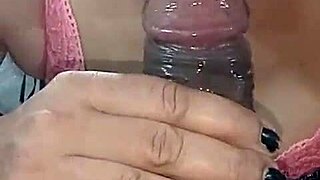 Indian step mom helps with sexy blowjob with clear hindi audio