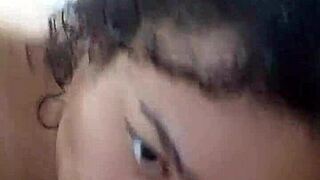 ninfeta viciada em rola veio mamar a minha pica gozei gostoso na boca dela pro corninho dela depois do trabalho vir beijar a minha porra puta safada