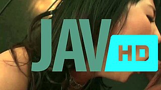 Naughty Japanese Beauty Shows Off In Sexy Oral Scenes