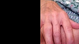 Housewife knocks one out