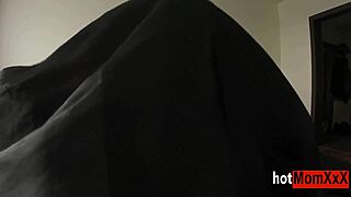 Stepmom joins me in bed after shower for tight pussy ride