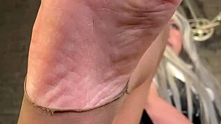 i wiggle my pretty bare toes near your face
