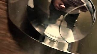 Quick handjob in shopping toilet stall