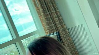 saradiamante takes big black cock in mouth