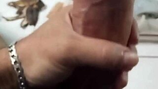 meu cacetao louco para cuspir leite 😈
