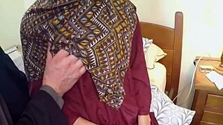 pounded muslim babe gets jizz in mouth