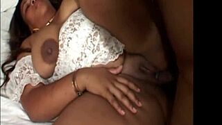 Huge booty black bbw loves getting pounded in hotel room