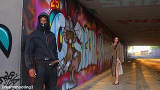 dominicano pounds italian hard under barcelona bridge