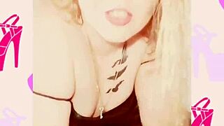 Flashing Pierced Pussy In Crotchless Panties Video
