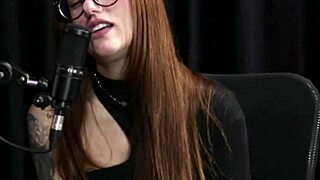 Latina strips and shows all on camera