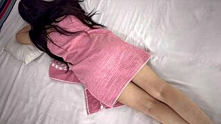nri lady got her ass massaged by the waiter and then fuck pussy big ass