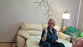 mature ladies also like to masturbate during the shooting process